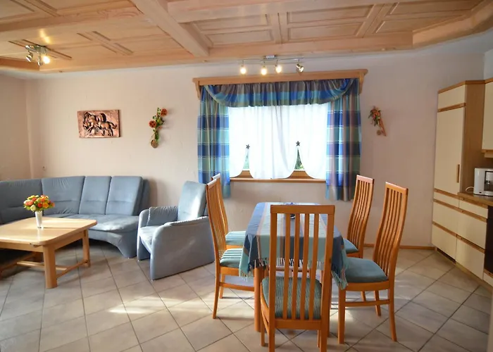 With Panoramic View And Every Convenience - شقة فالدكيرشن