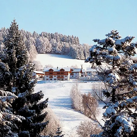 With Panoramic View And Every Convenience * Waldkirchen