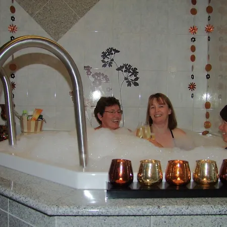 With Panoramic View And Every Convenience - Вальдкирхен