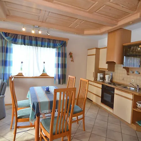 With Panoramic View And Every Convenience - Appartement Waldkirchen