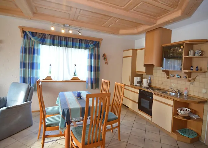 With Panoramic View And Every Convenience - דירה ולדקירכן